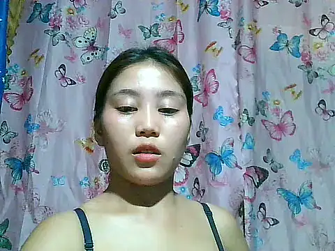 SexyAsianPussy4u webcam