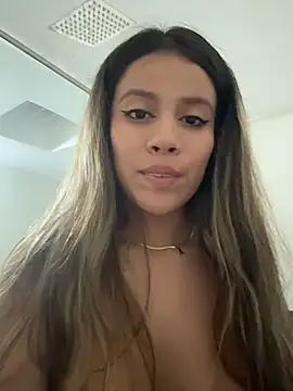 EMILIIA_RICHTER__ webcam