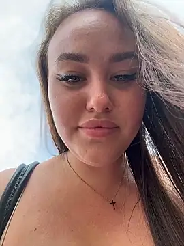 KiraSunshine live sex cam