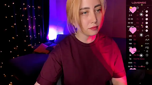 deboramoore live cam on StripChat