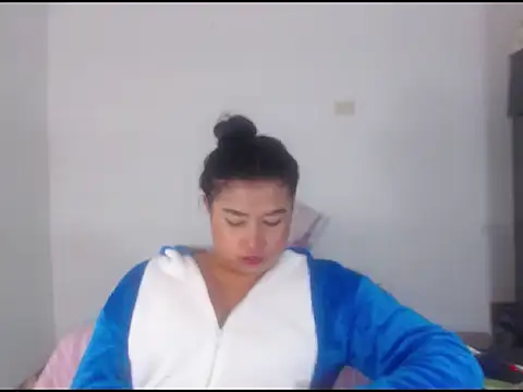 katrinawillff live cam on StripChat