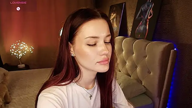 Aria_Mila webcam
