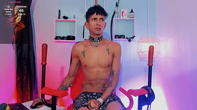 Maximoking26 webcam
