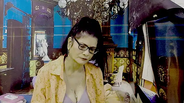IndianAllure webcam