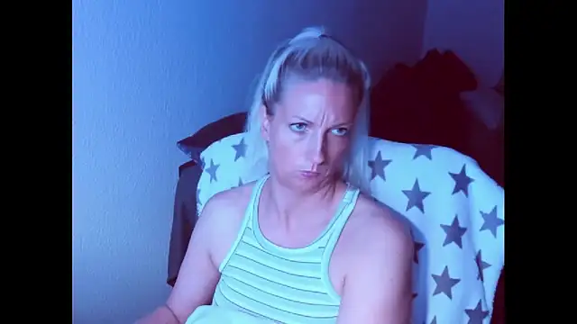 SexyJulia21 webcam