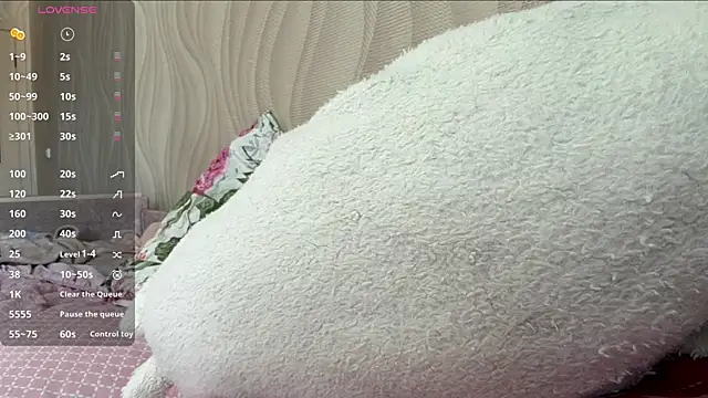 kamila_18_french webcam