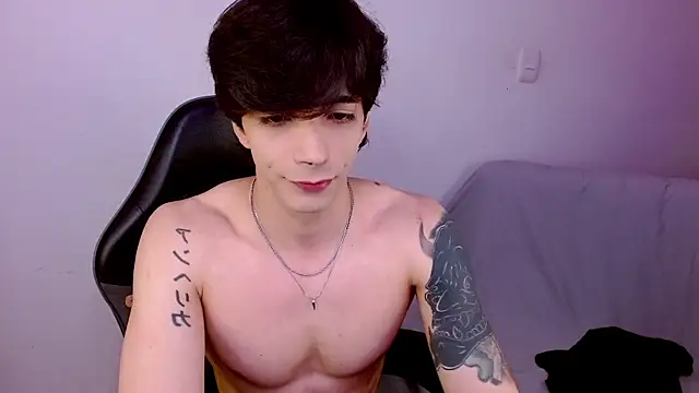 H3ll_B0I webcam