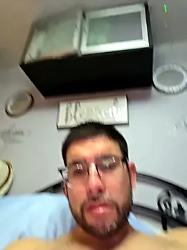 Ryuloudog webcam