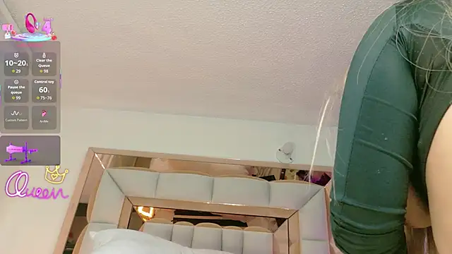 im_yours_01 webcam