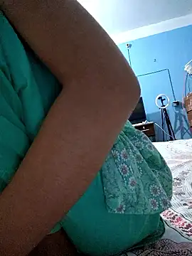 124pakhi webcam