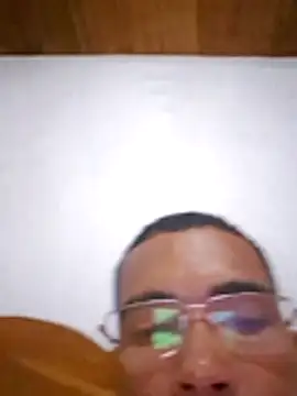 Mikael_1357 webcam