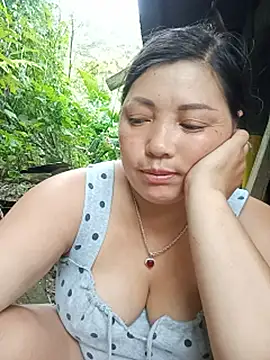 sary-hot2x live cam