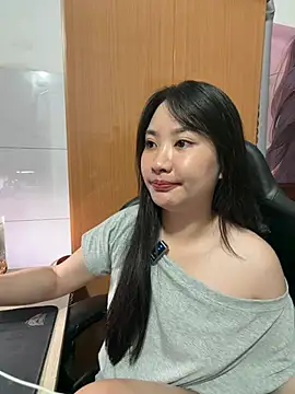 QuynhAnh99 webcam