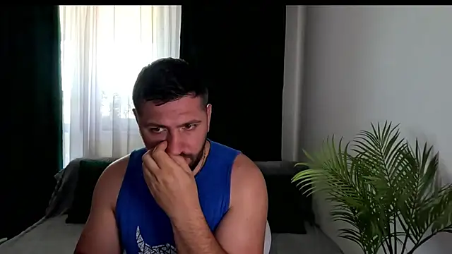 Gold_Alpha_Boy webcam