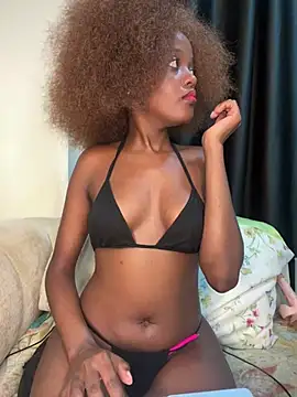 Bella_kiki webcam