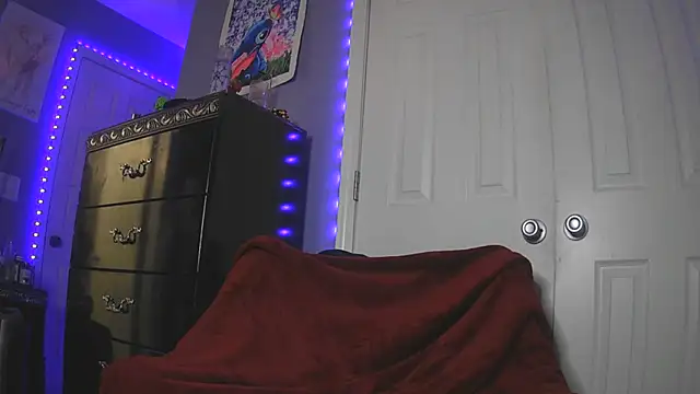 UriUniverse69 webcam