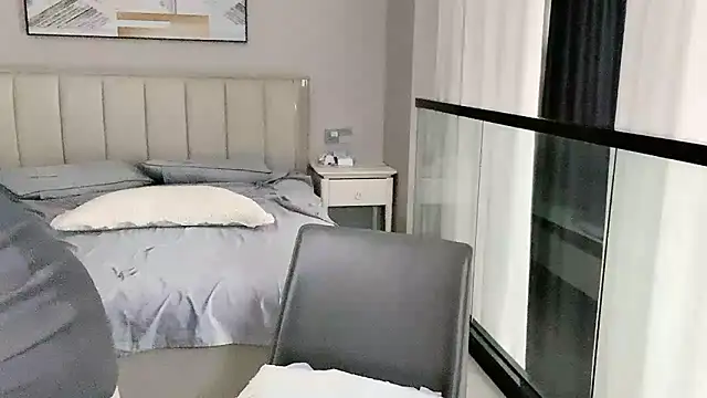 Annnnqi-77 webcam