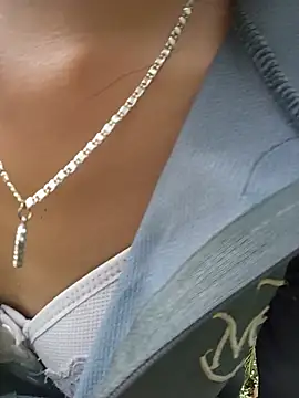 Heryy_xx webcam