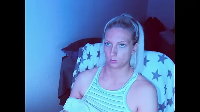 SexyJulia21 webcam