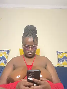 Busty_Bambii254 webcam