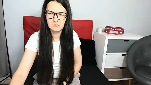NadiaXlove webcam