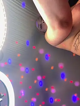 RenaThickAss webcam