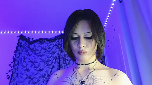 LilithMadden webcam