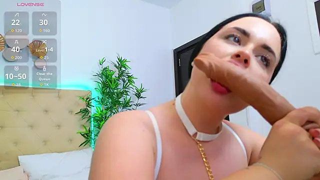 TemptingLuna_ webcam