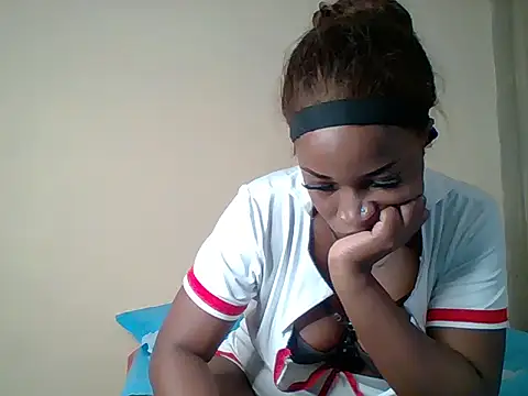 Chiky_Nurse webcam