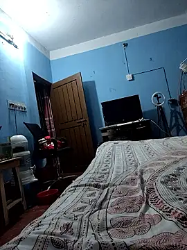 124pakhi webcam