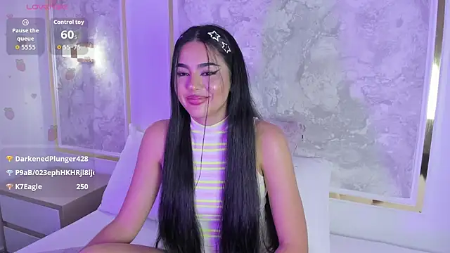 elara_bloom_ webcam