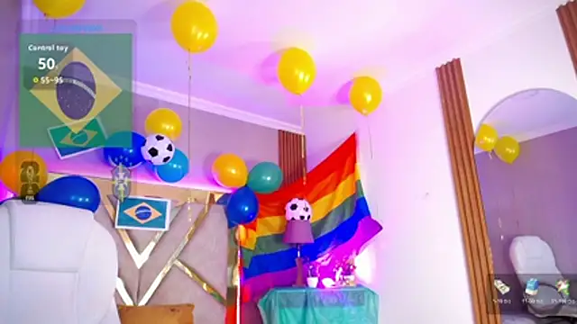 Tiffany_Valentiine webcam