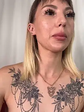 TeaseBabeXXX webcam