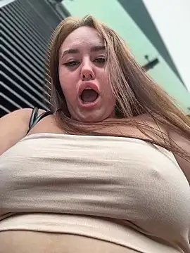 KiraSunshine webcam