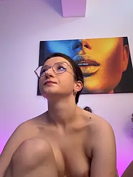 TheaMalekoo live cam on StripChat