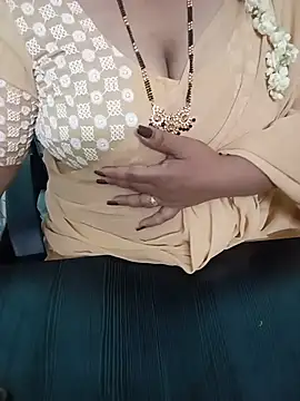 your-sameera live cam on StripChat