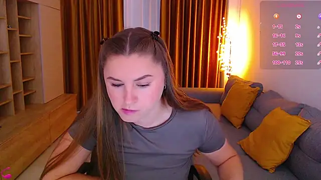 mia_bloomy webcam