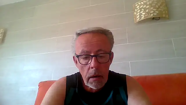 tuggy59 (M grandpa) - cock stroke and toi masurbating
