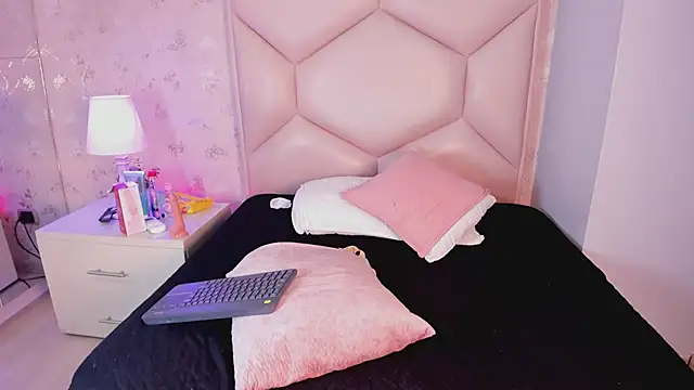 Nasly_Moore webcam