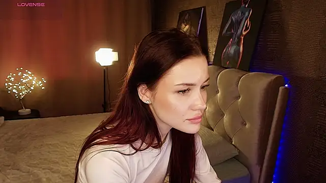 Aria_Mila webcam