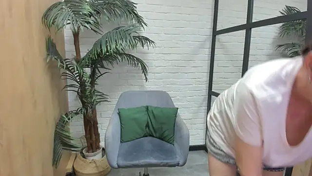LindaPassionate webcam