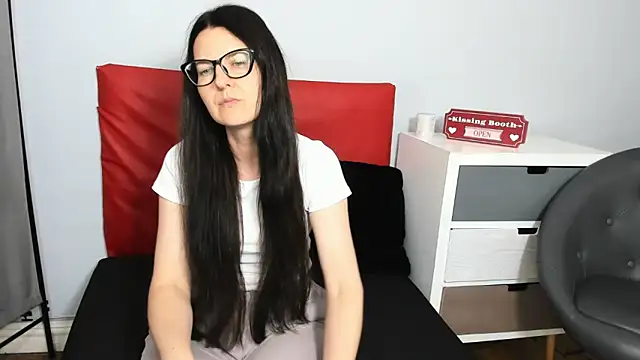 NadiaXlove webcam