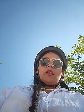 Watch bellapaty live on EroticFlix - High definition streams
