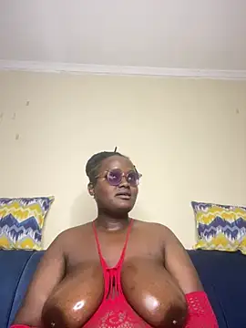Busty_Bambii254 webcam