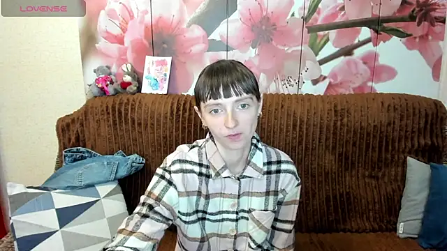 TayanaJons webcam