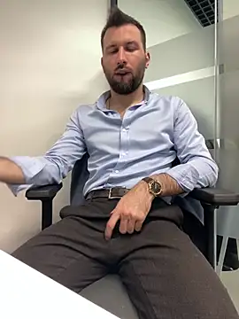speddy34 (M young) - Show dick