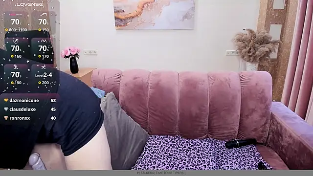 Dana_Haliti webcam