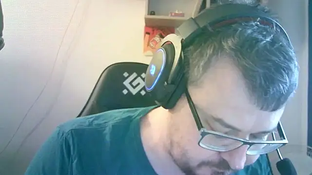 SirAbuser webcam
