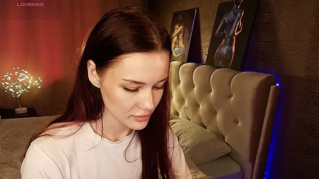 Aria_Mila webcam