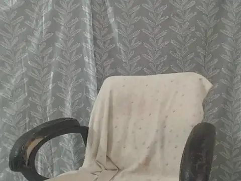 cute-priy webcam